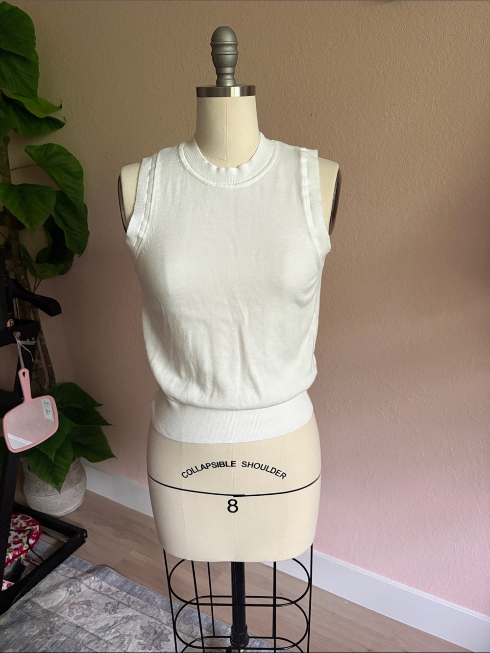 Classic Women's White Sleeveless Knit Top
